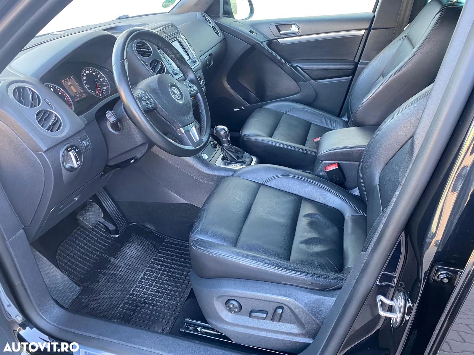 Volkswagen Tiguan - 14