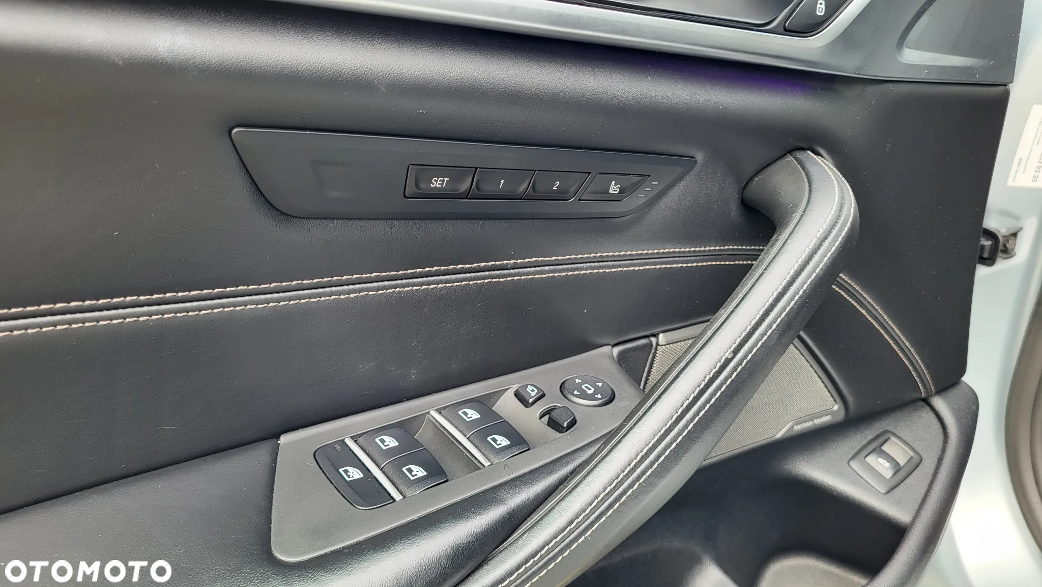 BMW Seria 5 M550d xDrive - 33