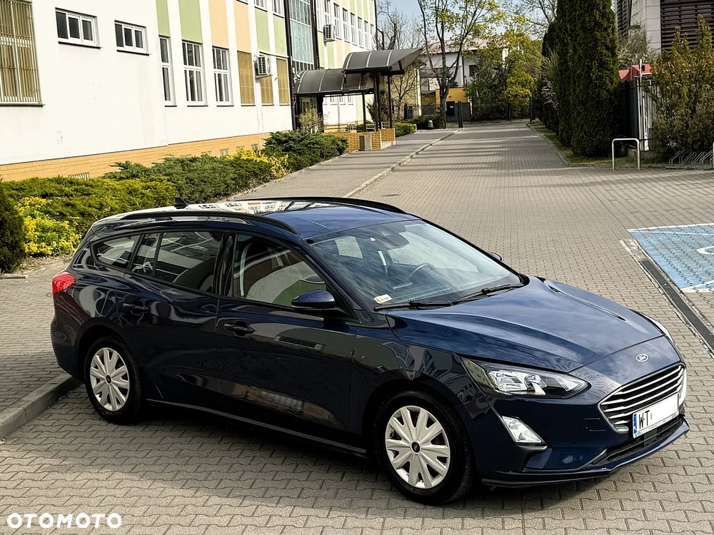 Ford Focus 1.0 EcoBoost Trend - 25