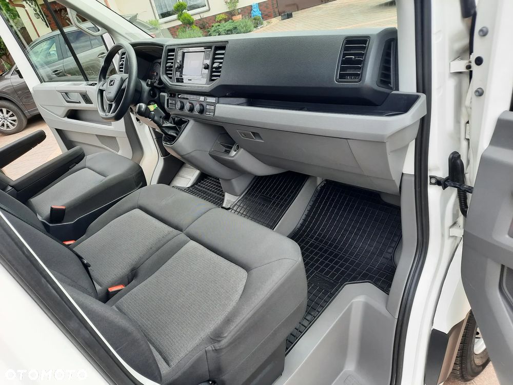 Volkswagen Crafter  - L4 H3 - 6