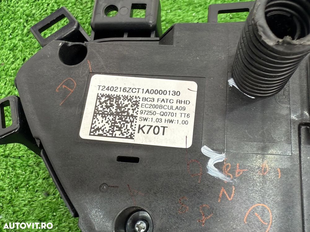 PANOU COMANDA CLIMA HYUNDAI I20 1.0 BENZINA 2024 COD OEM 97250-Q0701 2020-2024 - 6