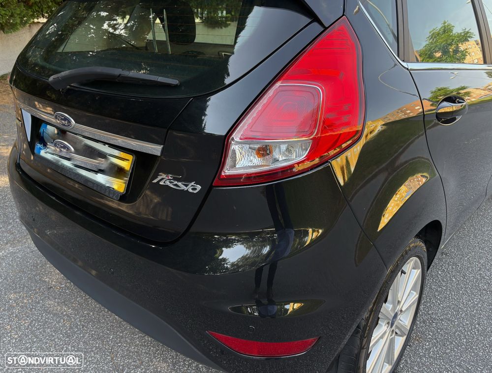 Ford Fiesta 1.0 T EcoBoost Titanium - 10