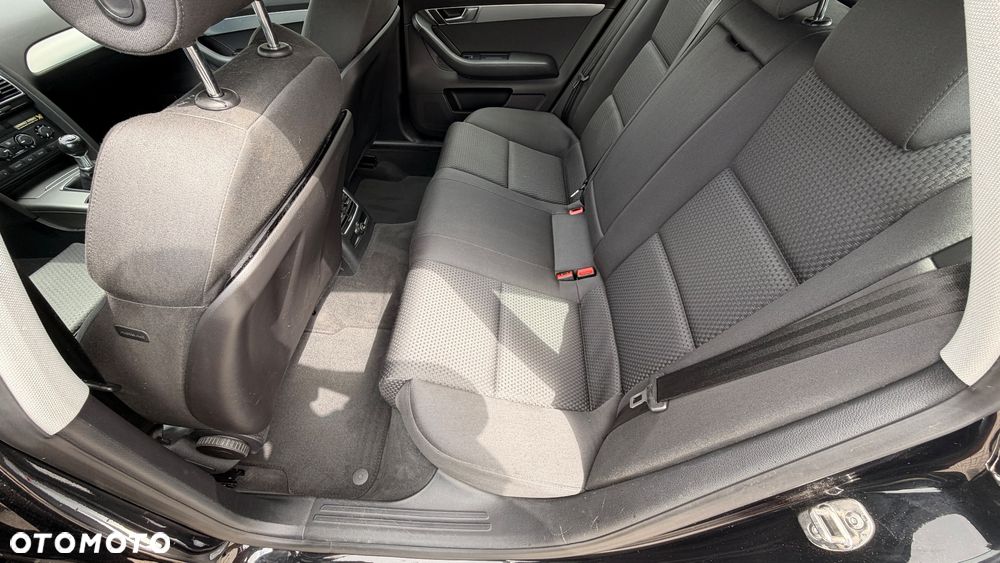 Audi A6 Avant - 33