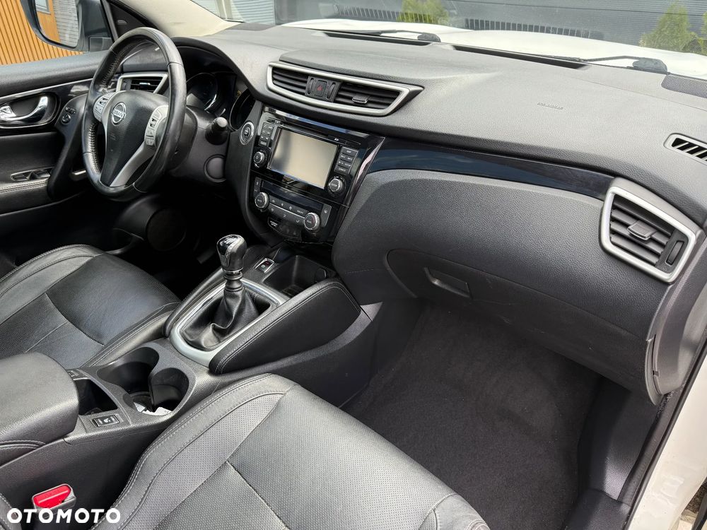 Nissan Qashqai 1.5 dCi DPF acenta - 16