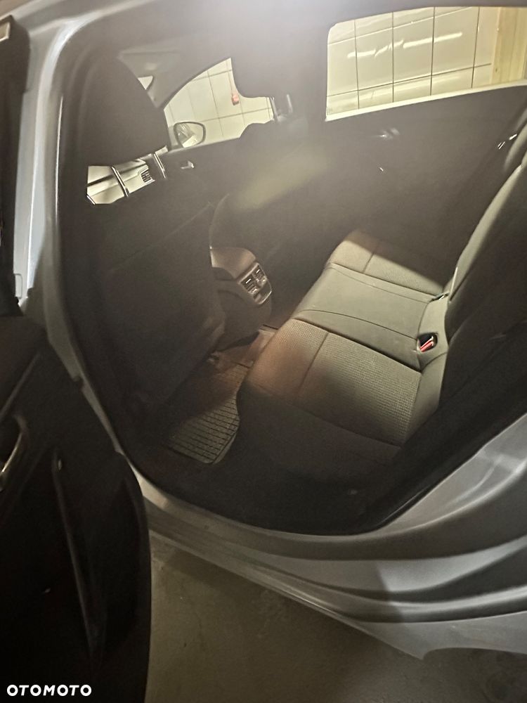 Peugeot 508 1.6 e-THP Allure S&S - 4