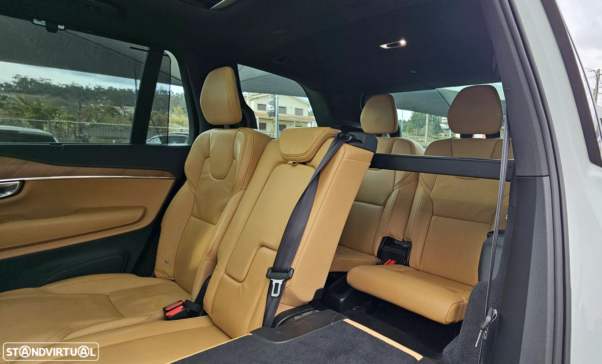 Volvo XC 90 2.0 B5 Inscription AWD - 22