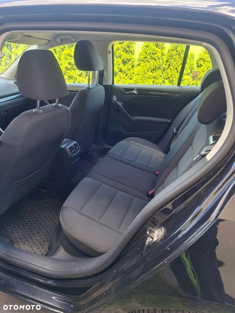 Volkswagen Golf 1.6 TDI Highline - 7