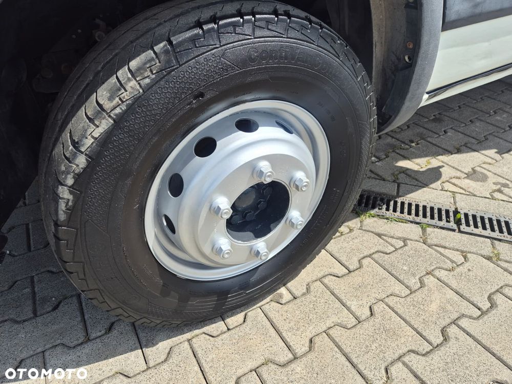 Iveco Daily 65 C 18 / 3.0 DIESEL / HDS FASSI F28B / WYWROTKA / MOCNA RAMA / BEZWYPADKOWY / SERWISOWANY / MOCNY SILNIK / EURO 4 / BEZWYPADKOWY - 11