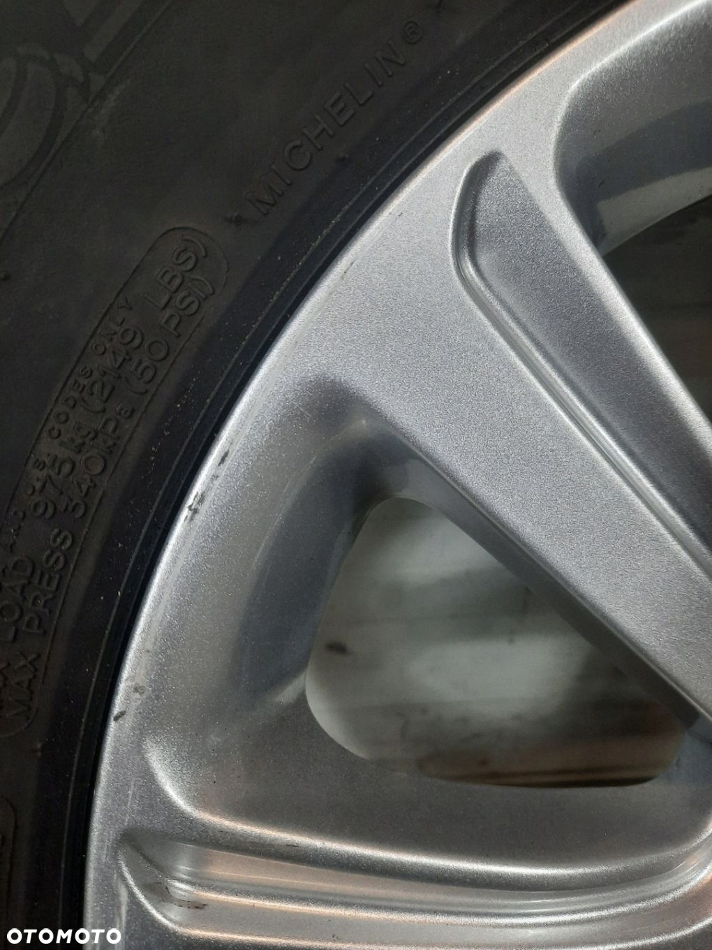 KOŁA FELGI ALUMINIOWE LAND ROVER DISCOVERY SPORT 5x108 18 8J ET45 - 8