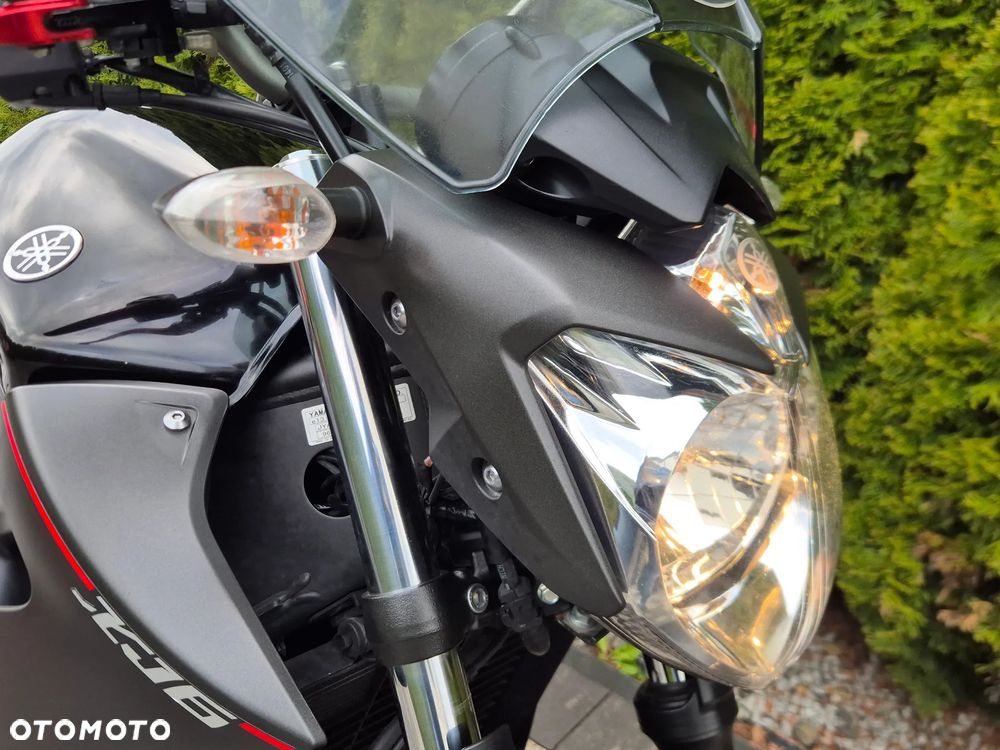 Yamaha XJ - 17