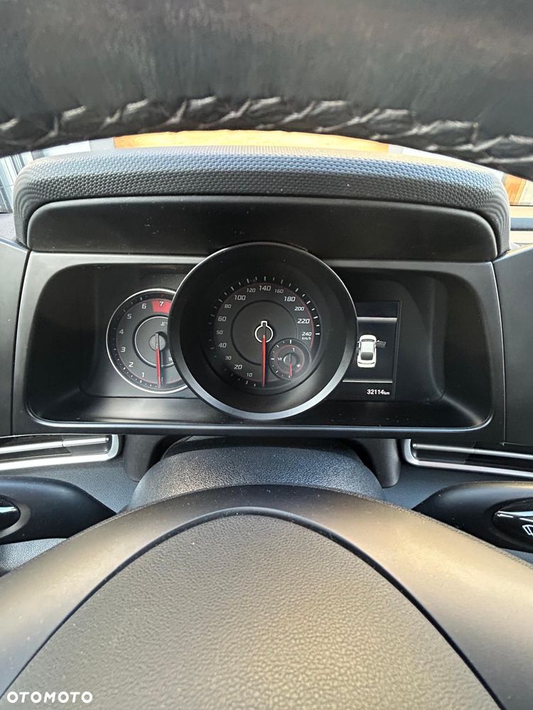 Hyundai Elantra 1.6 Modern - 17