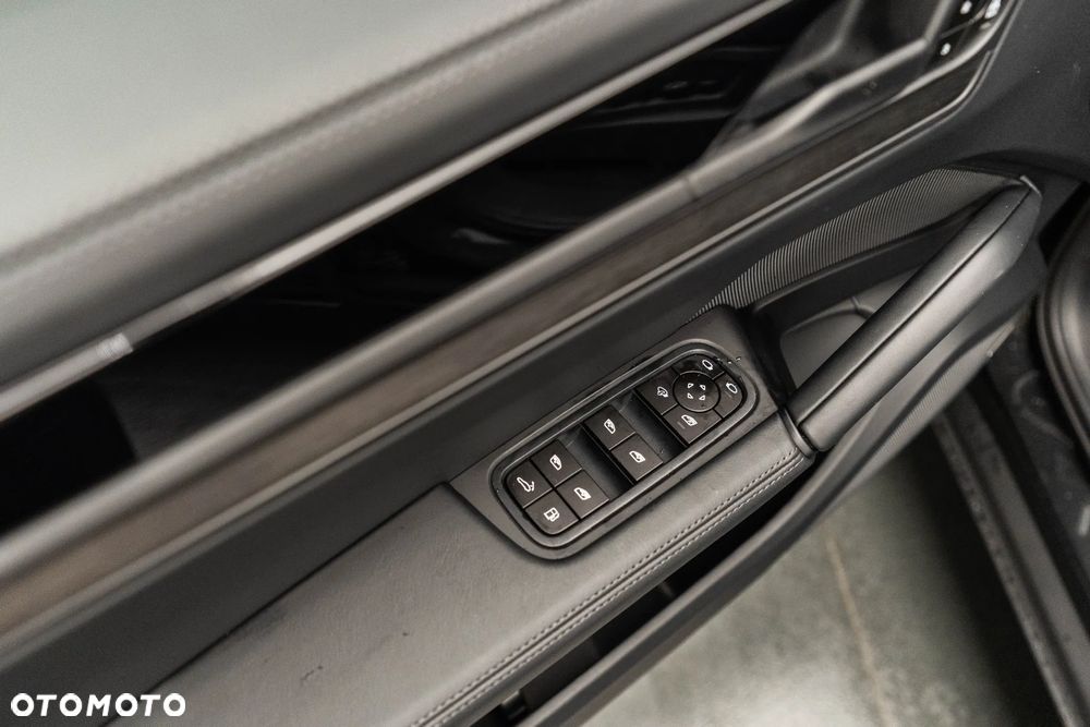 Porsche Cayenne E-Hybrid PHEV - 26