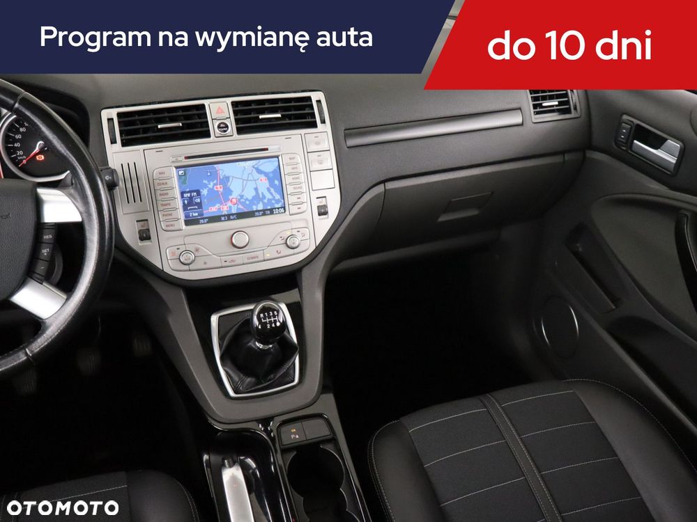 Ford Kuga - 10