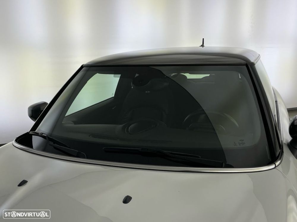 MINI 3 Portas Cooper SE Classic - 27