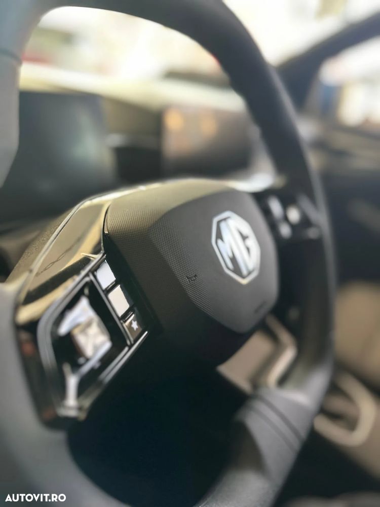 MG MG3 1.5 GSL 5MT Excite - 5