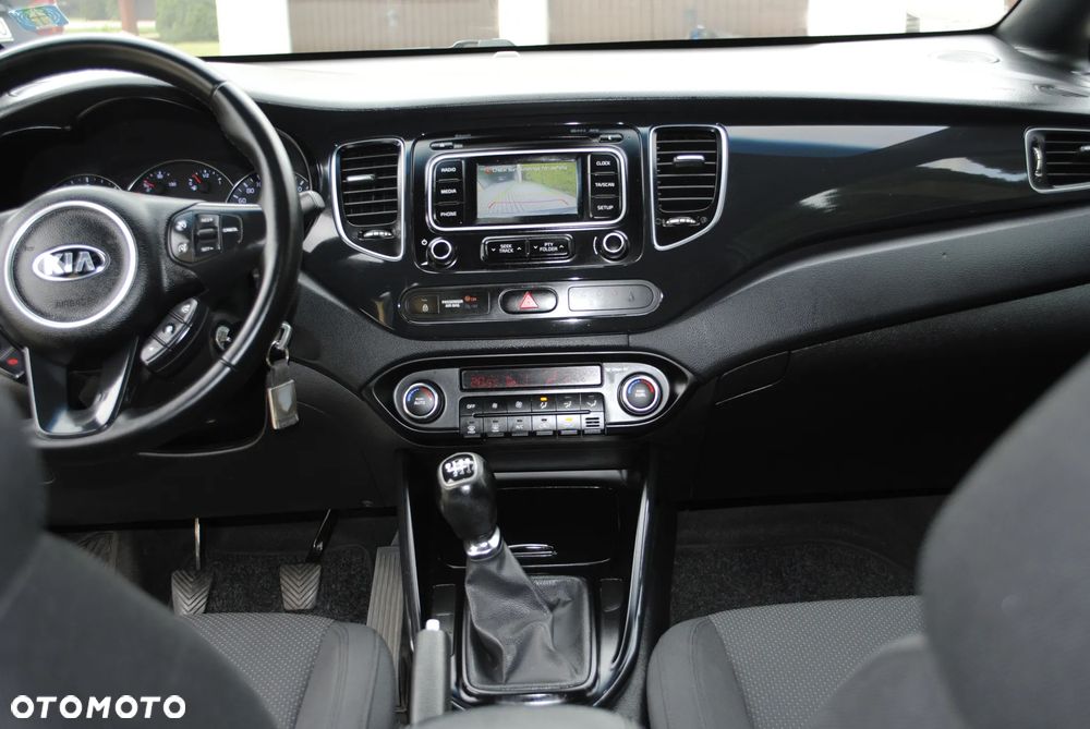 Kia Carens 1.7 CRDi XL 7os - 18