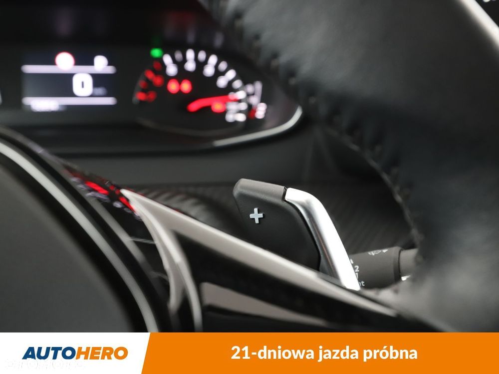 Peugeot 208 - 31