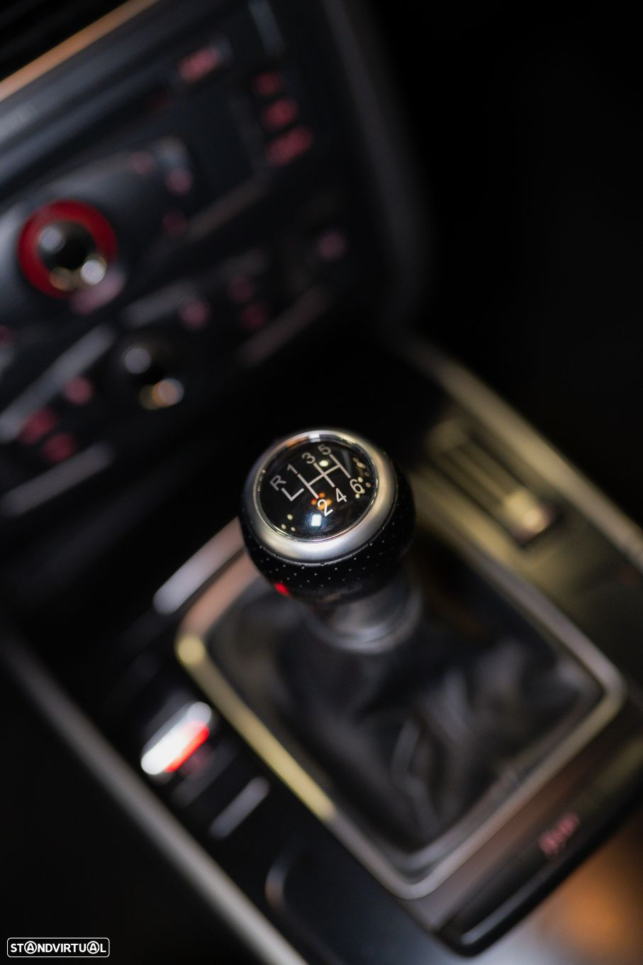 Audi A4 2.0 TDI exclusive - 23
