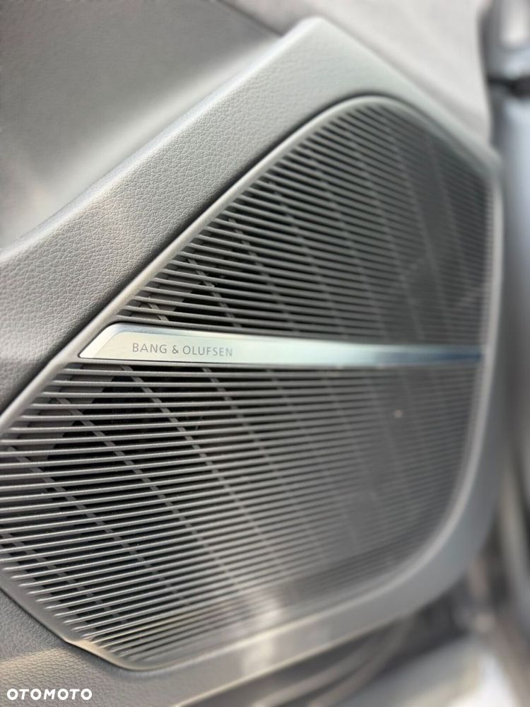 Audi Q8 TFSI e PHEV 360 kW Quattro Tiptronic - 23