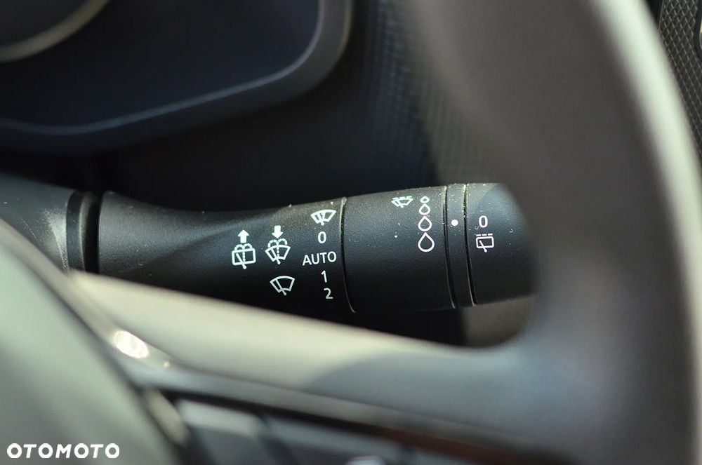 Renault Trafic 2.0 dCi EDC - 27