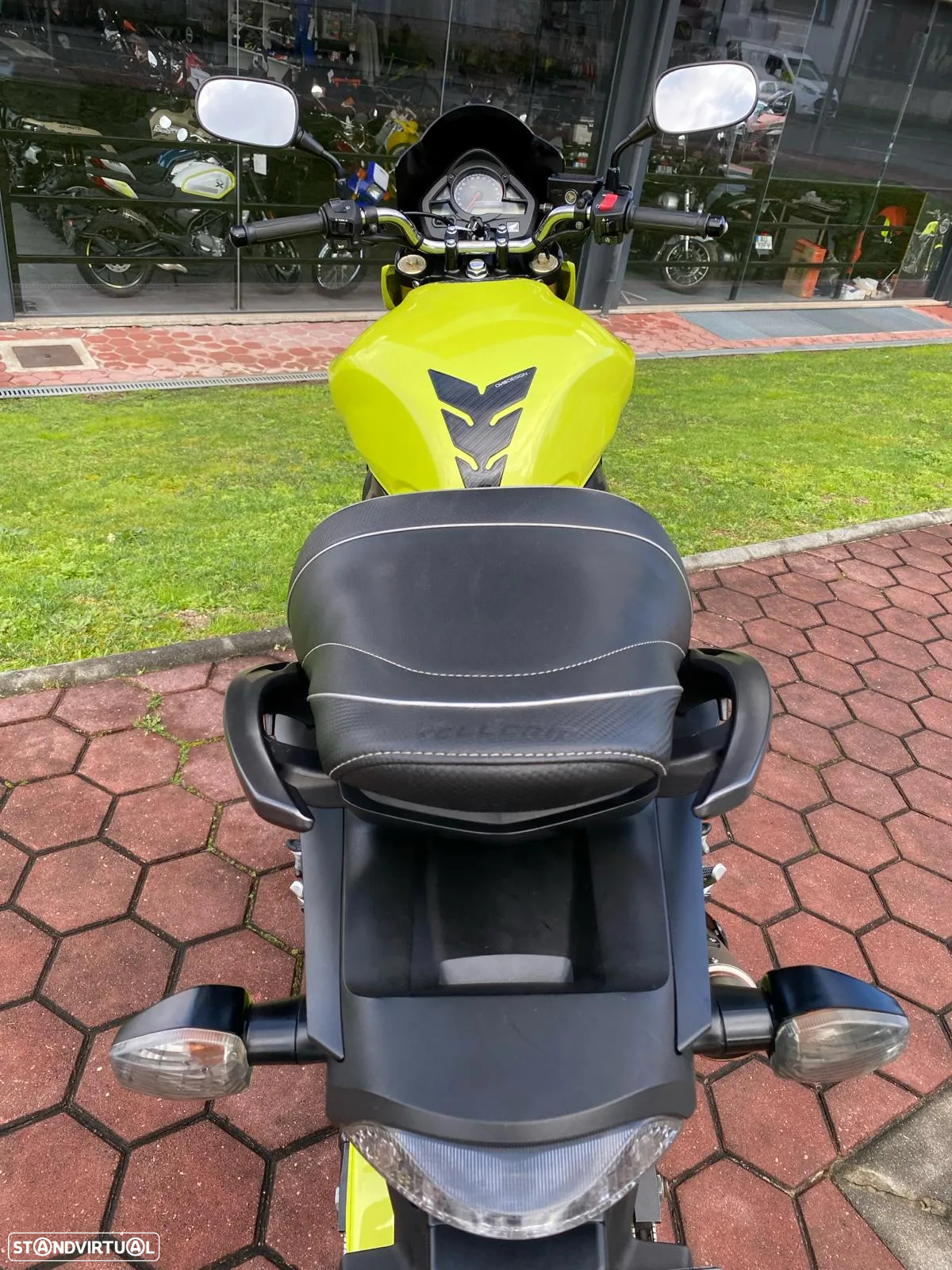 Honda Hornet - 7