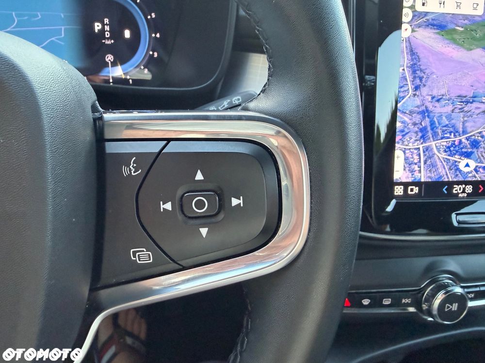 Volvo XC 40 B3 Plus Bright - 19