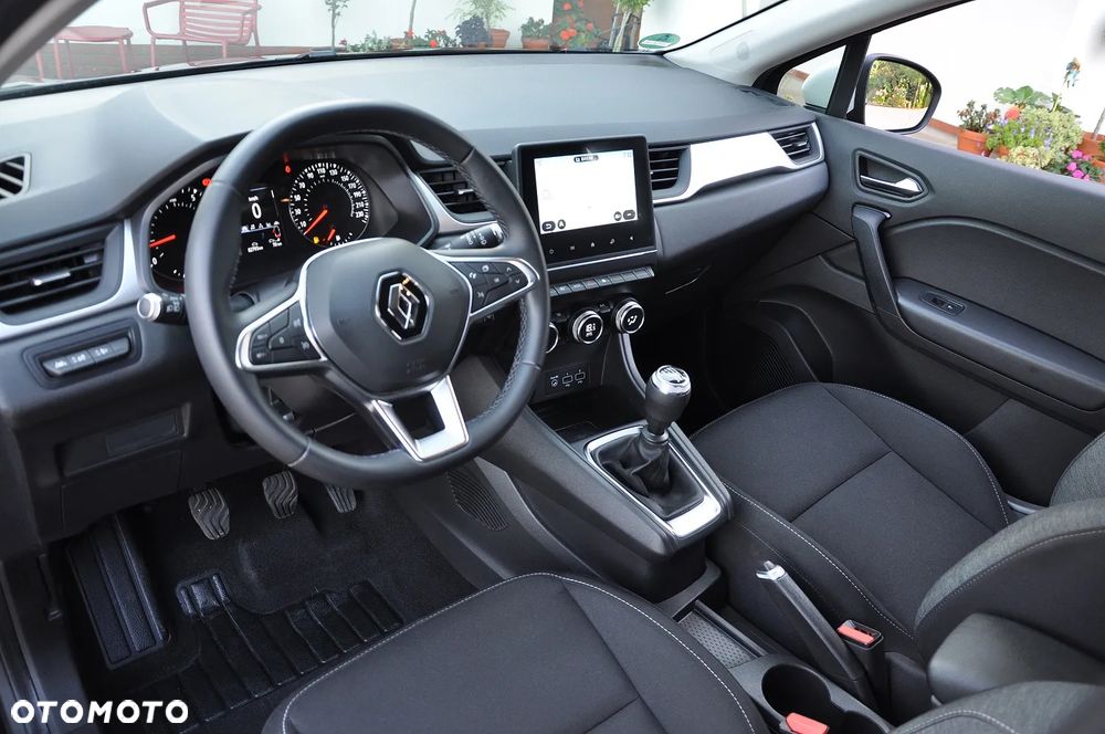 Renault Captur - 18