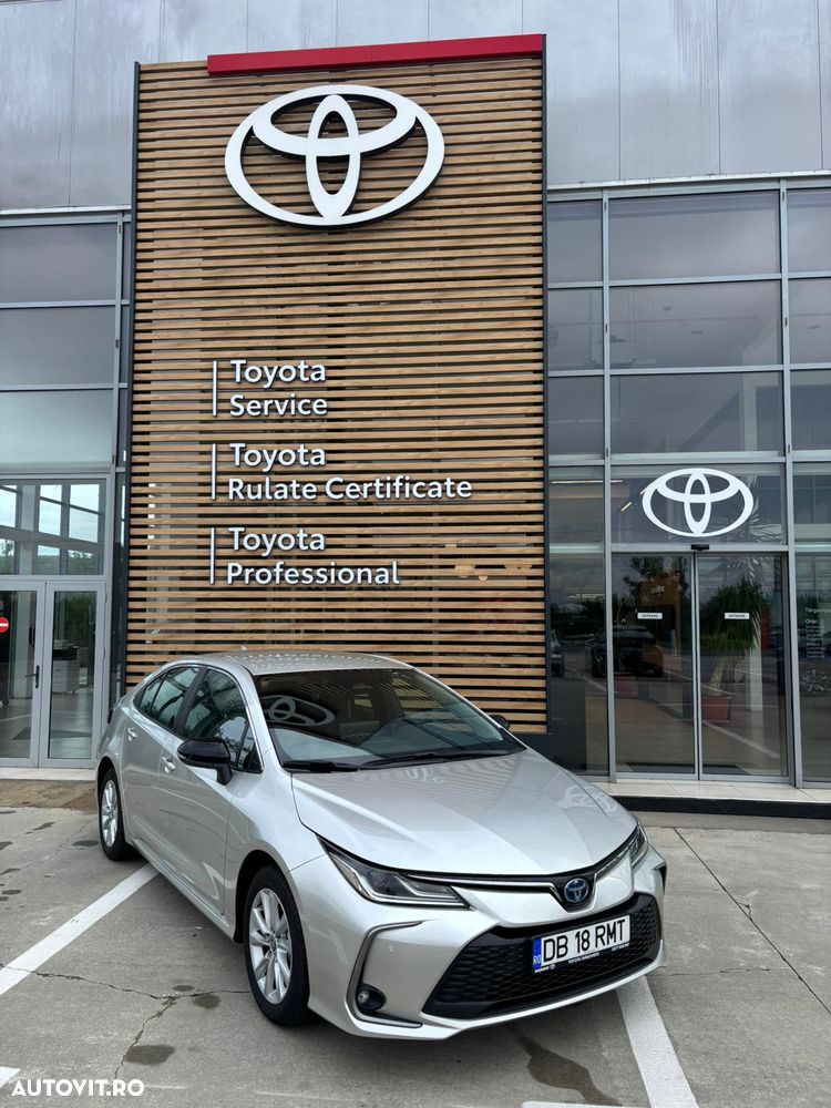 Toyota Corolla 1.8 HSD Business - 1