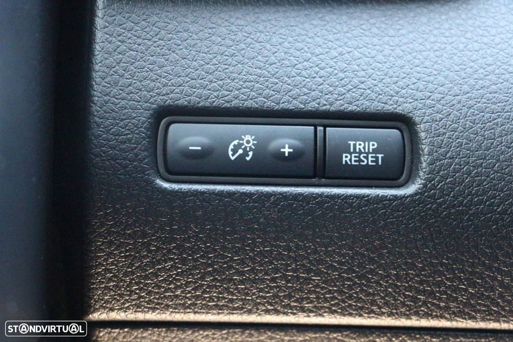 Nissan X-Trail 1.3 DIG-T Tekna 7L DCT - 36