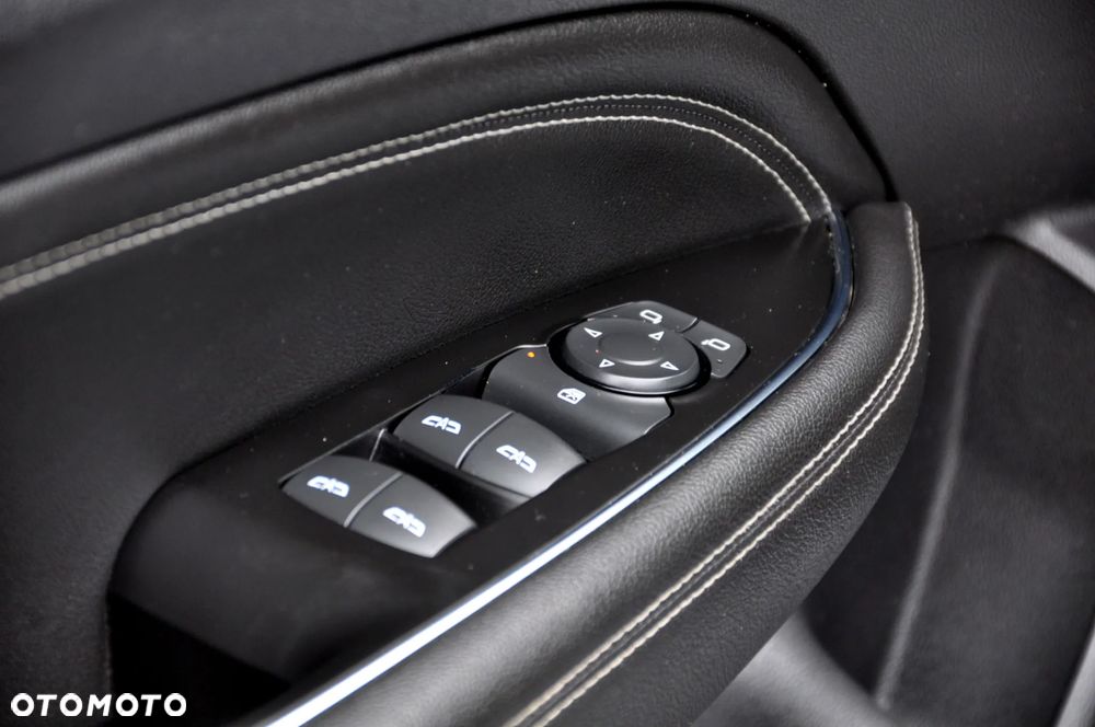 Opel Insignia 2.0 CDTI 4x4 ecoFLEX Start/Stop Business Edition - 40