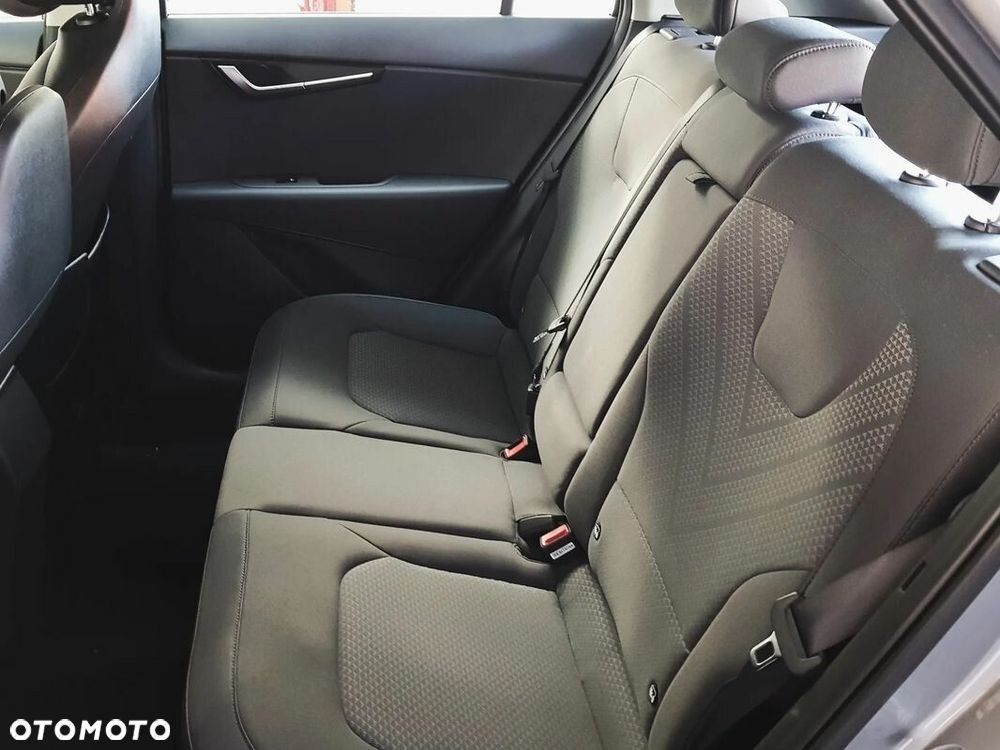 Kia Niro 1.6 GDI Hybrid M - 14