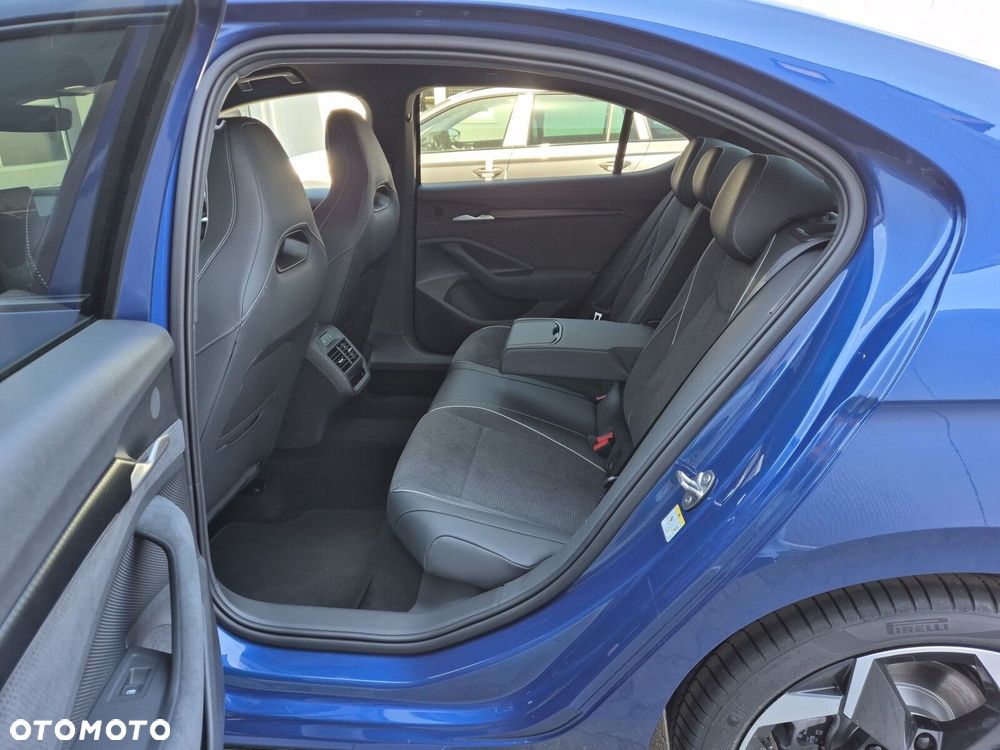 Skoda Superb 2.0 TSI Sportline DSG - 21