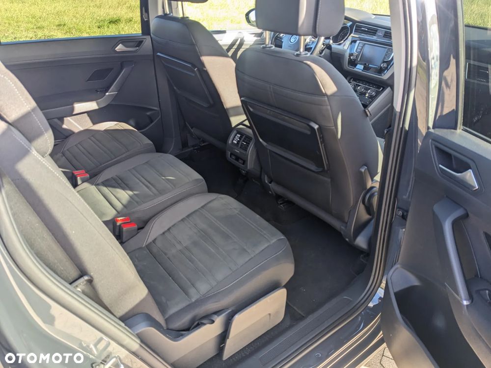 Volkswagen Touran 2.0 TDI BMT Comfortline - 22