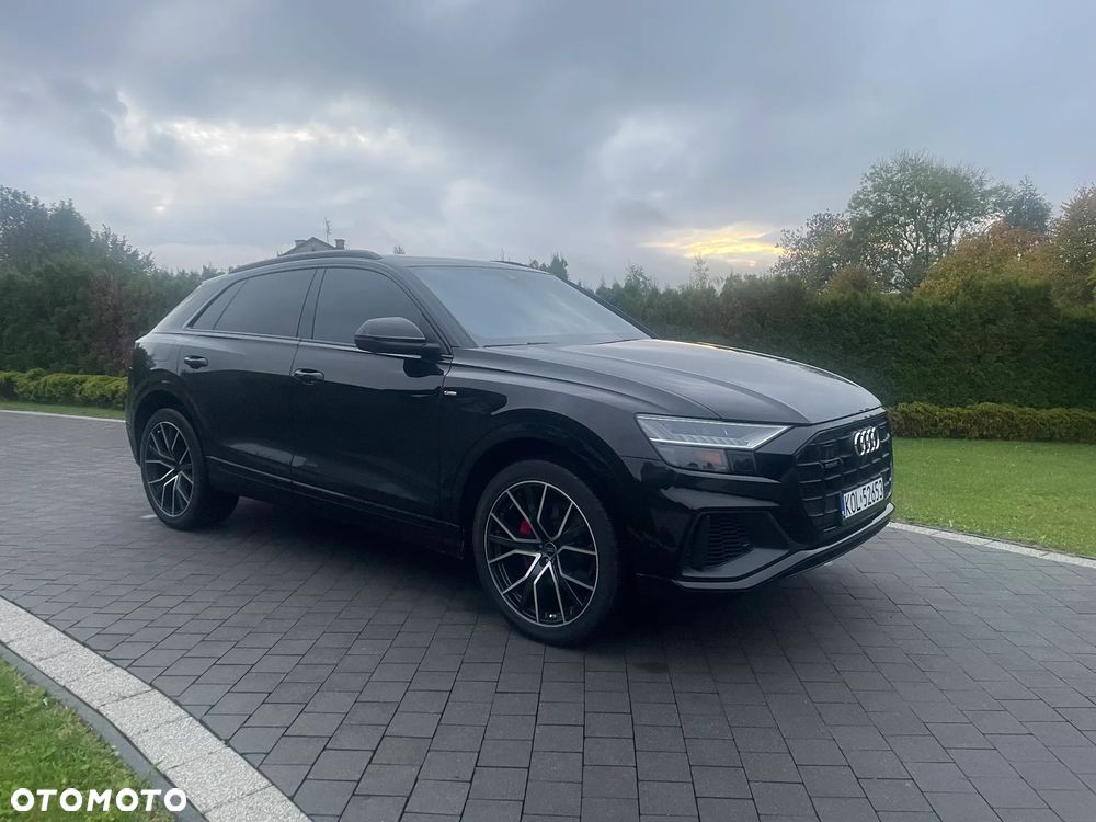 Audi Q8 55 TFSI quattro tiptronic competition plus - 2