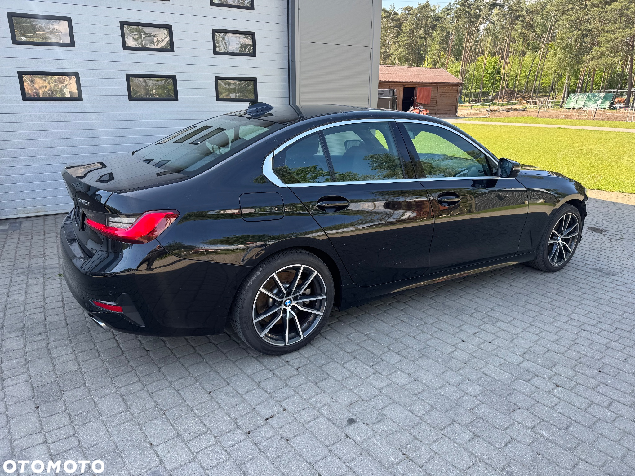 BMW Seria 3 330i - 14