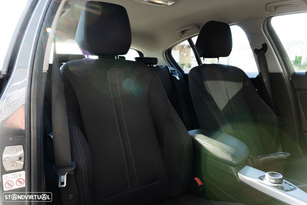 BMW 116 d Line Sport - 31