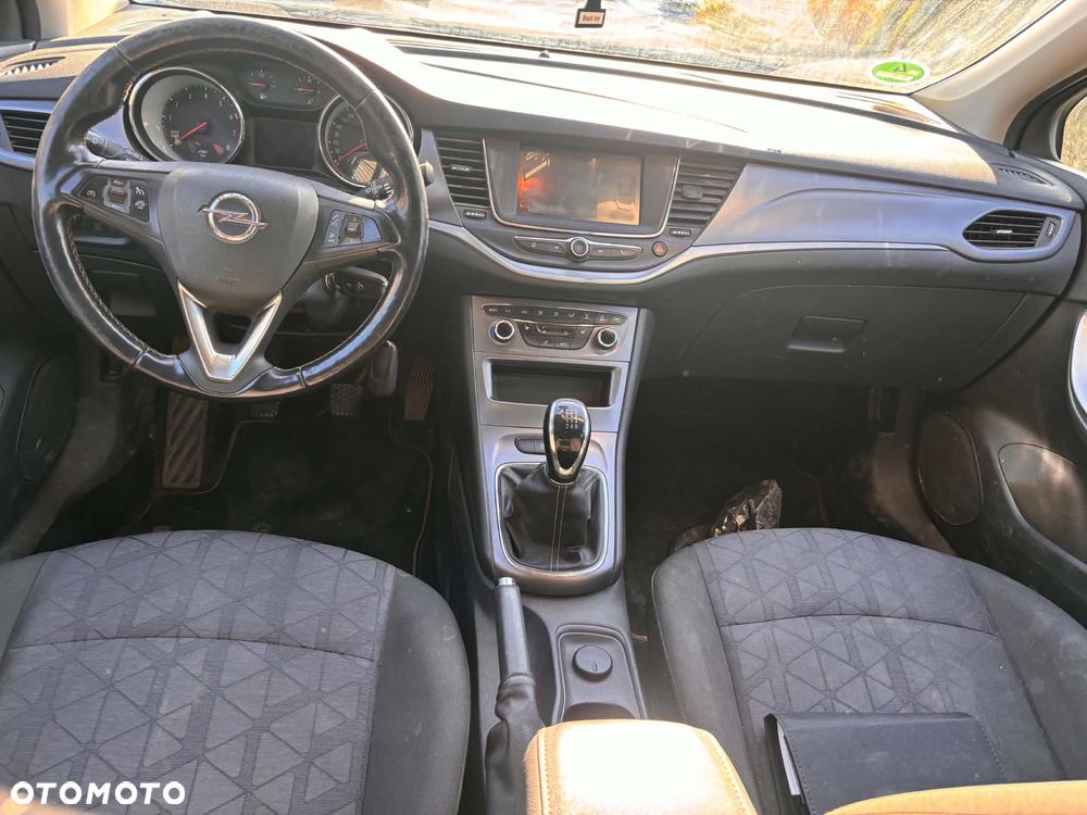 Opel Astra - 8