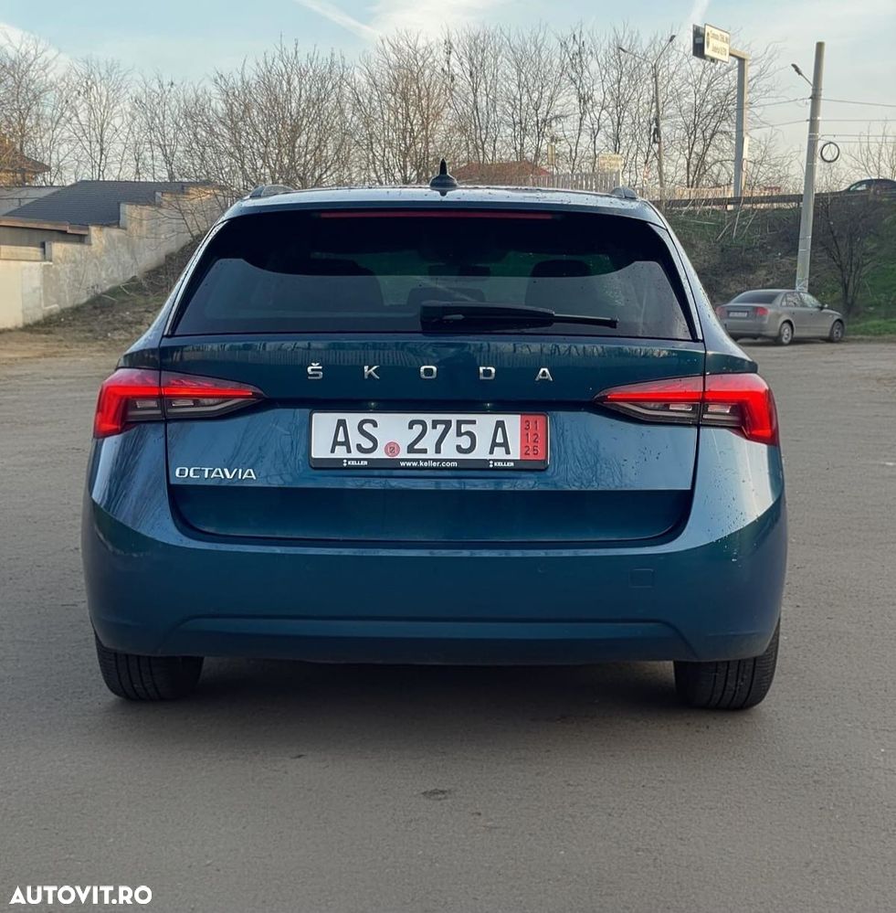 Skoda Octavia Combi 2.0 TDI Tour - 25