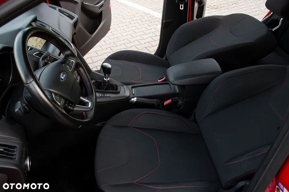 Ford Focus 1.5 EcoBoost STart-Stopp-System ST-LINE - 27