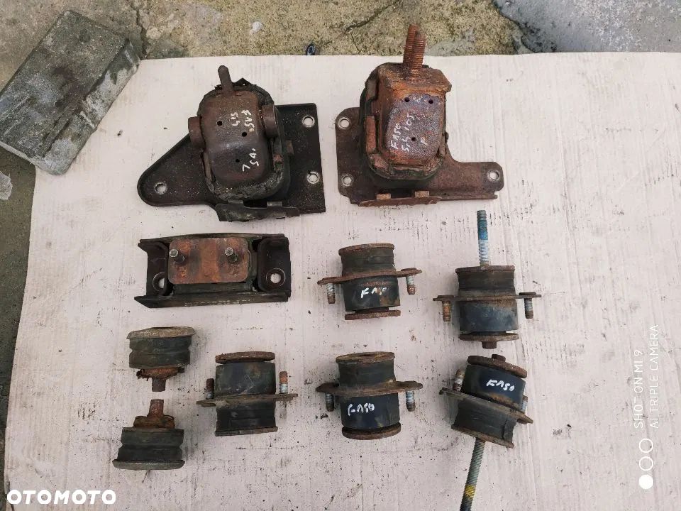 poduszka silnika skrzyni ramy ford f lincoln navigator - 1