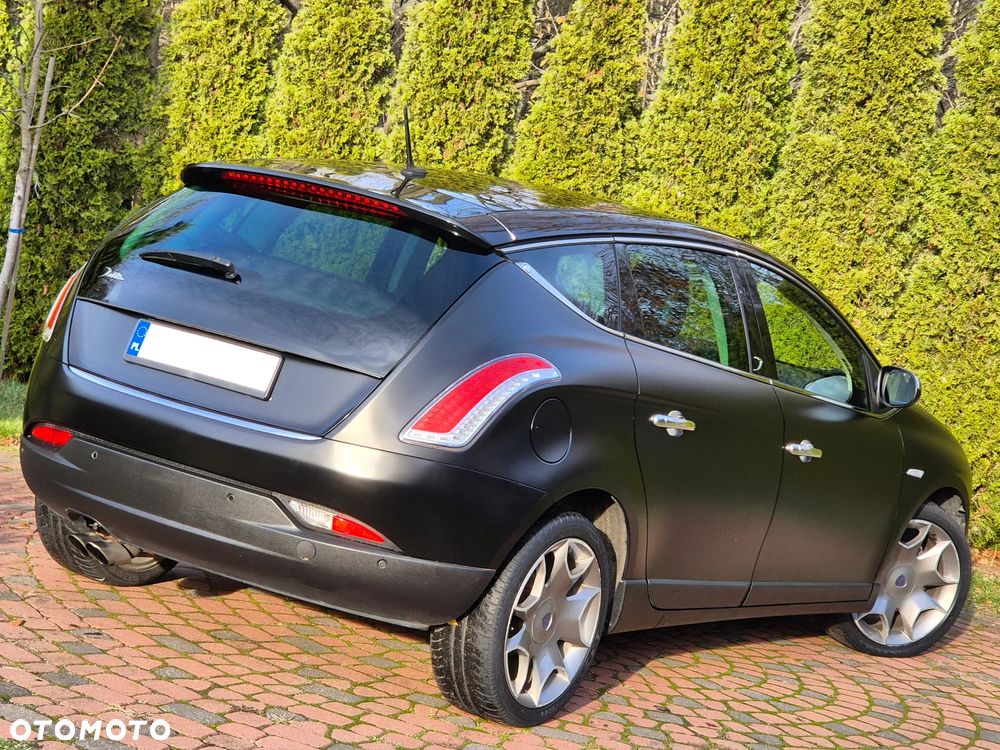 Lancia Delta 1.4 MultiAir Platino S&S - 17