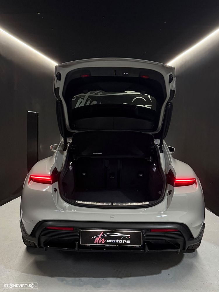 Porsche Taycan Cross Turismo 2022 photo 4