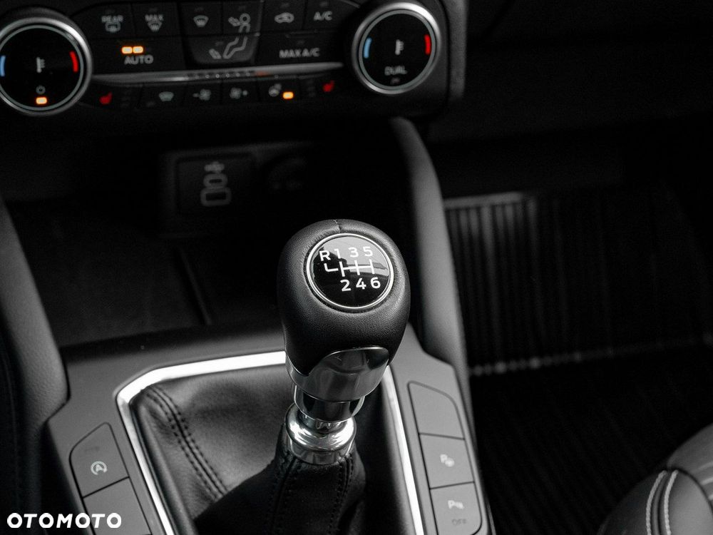 Ford Kuga 1.5 EcoBoost FWD Titanium X - 19