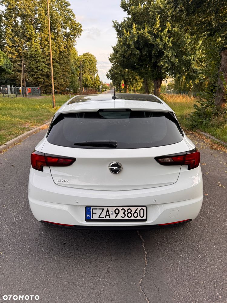Opel Astra 1.2 T Edition S&S - 6