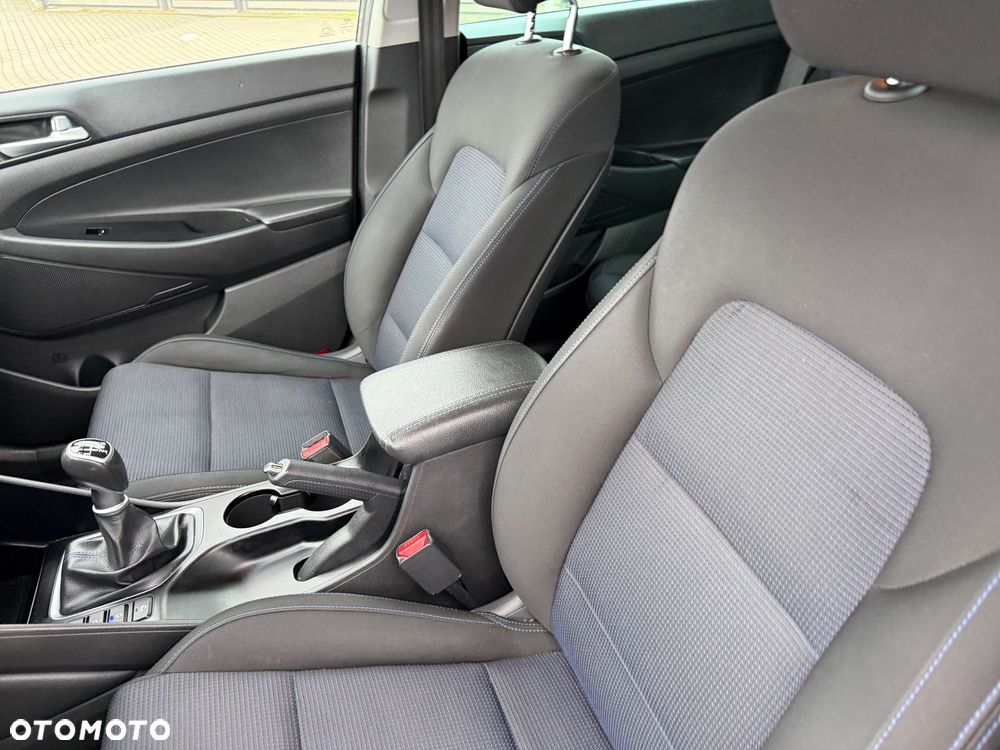 Hyundai Tucson blue 1.7 CRDi 2WD Advantage - 15