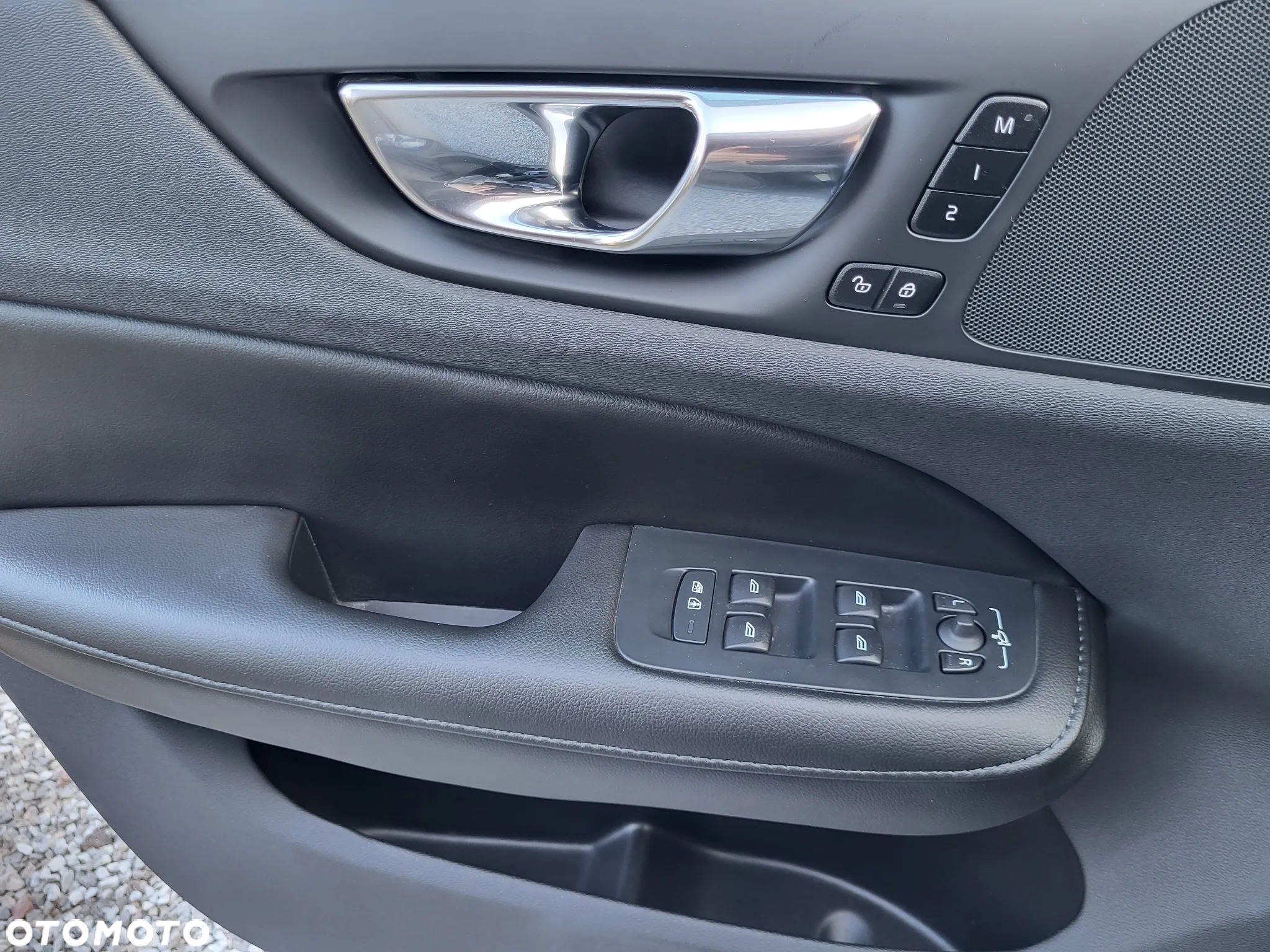 Volvo S60 T5 AWD Momentum Pro - 6