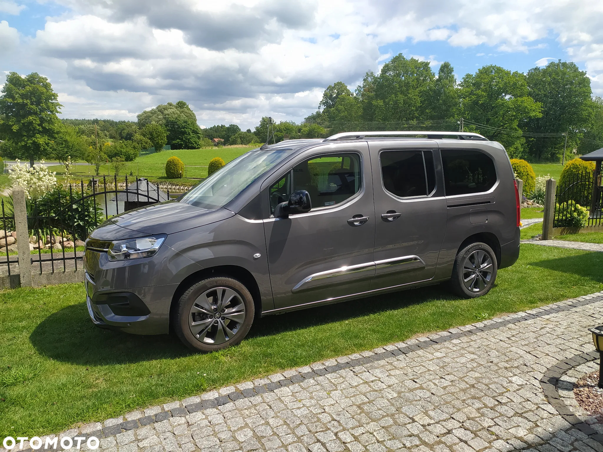 Toyota Proace City Verso Long 1.5 D-4D Family - 8