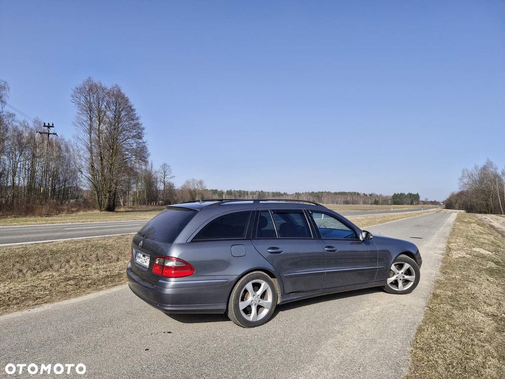 Mercedes-Benz Klasa E 280 4Matic Automatik Avantgarde - 9