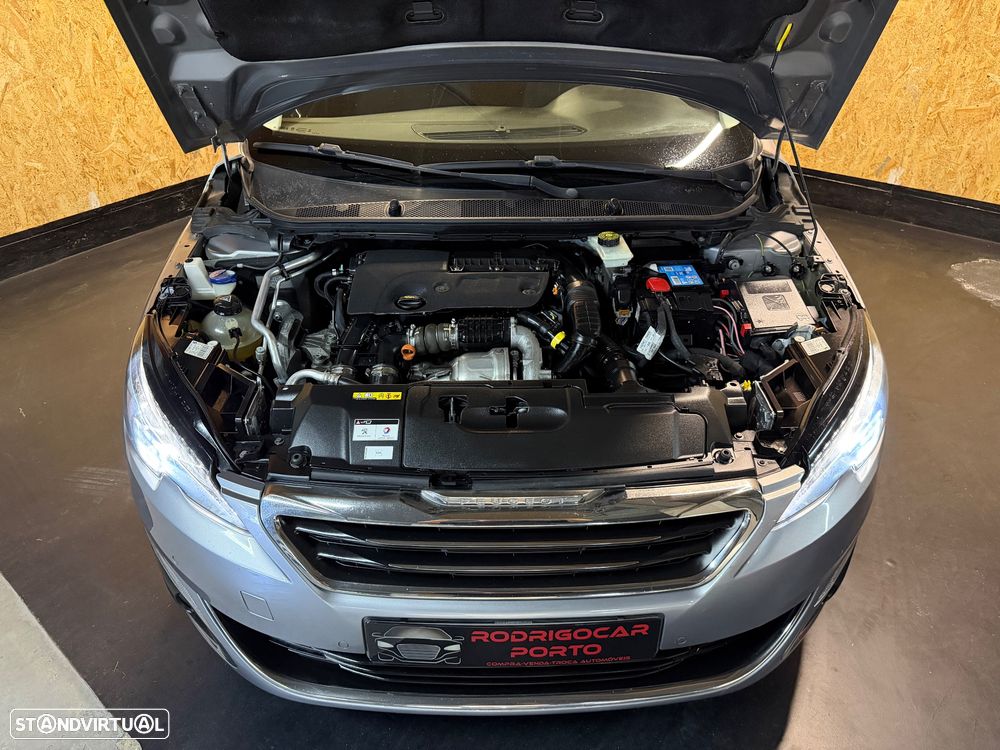 Peugeot 308 1.6 BlueHDi Allure J17 - 27