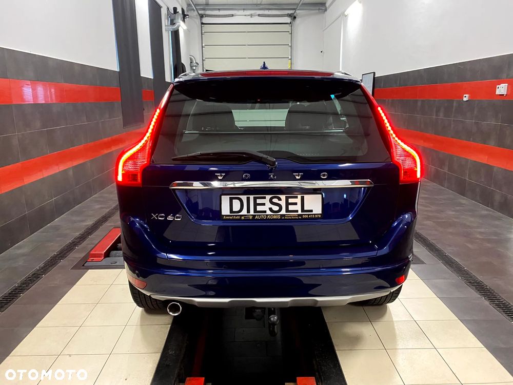 Volvo XC 60 D3 Summum - 11